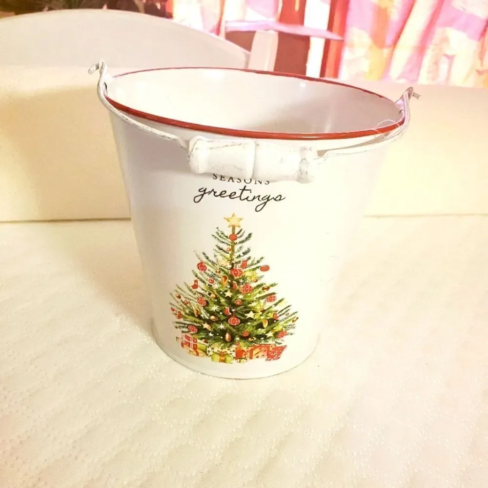 Ashland Christmas Iron Bucket with Handle